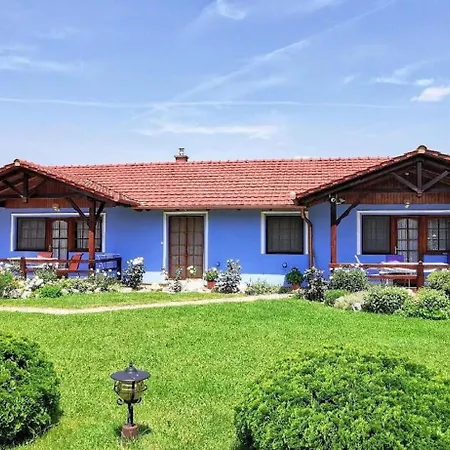 Ferienwohnung Fuer 2 Personen 1 Kind Ca 40 Qm In Zalakaros, Westungarn Zala *
